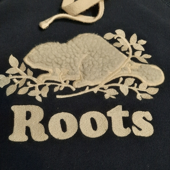 Small Roots Navy Blue Sweater. - Picture 2 of 3
